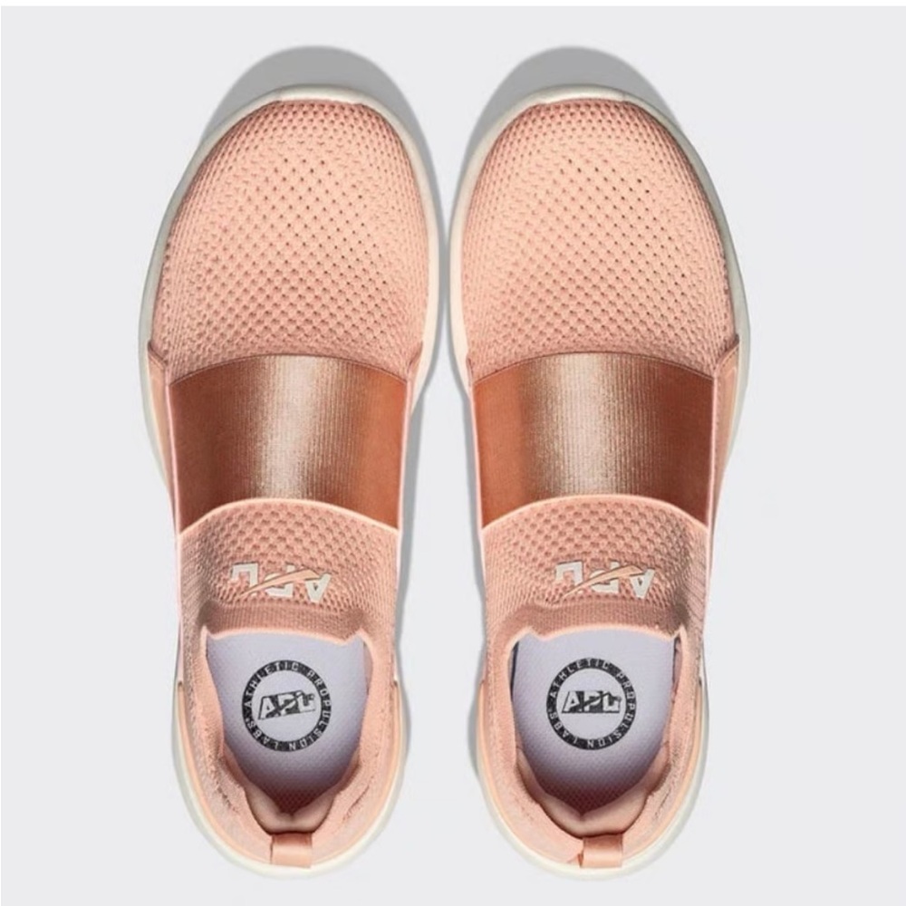 NEW APL MENS TECHLOOM BLISS BLUSH /IVORY SZ MENS 9 WOMENS 10.5